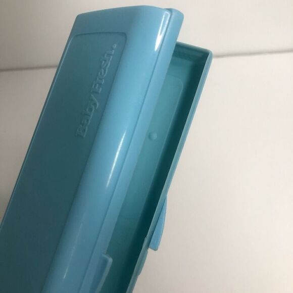 baby fresh wipe container travel size case blue Scott 80'S vintage prop - Picture 6 of 6